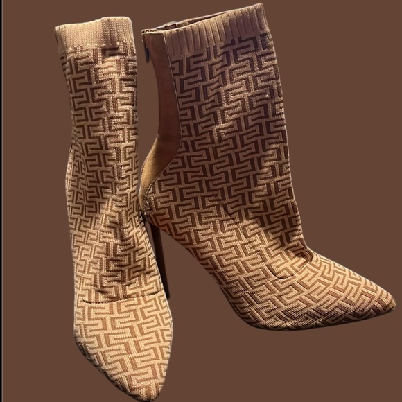 Rouge Geometric Stiletto Ankle Boot - Size 10 - Picture 2 of 12